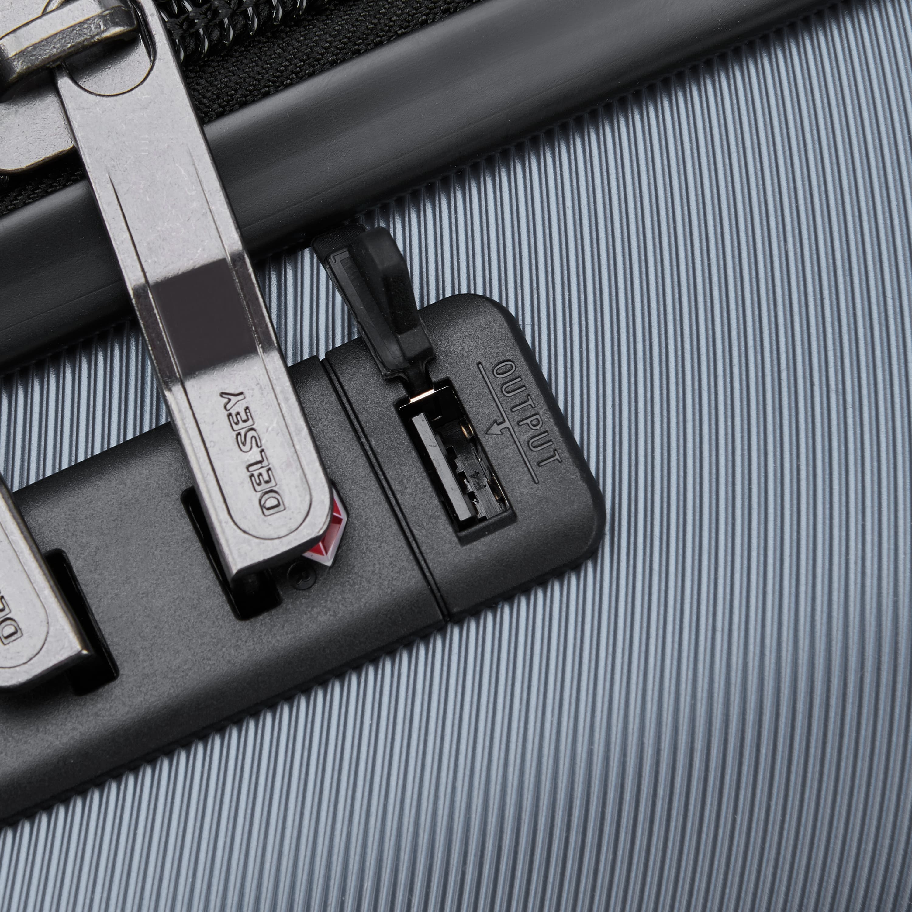 Cruise 3.0 - Carry-On Plus Expandable Spinner - Image 27